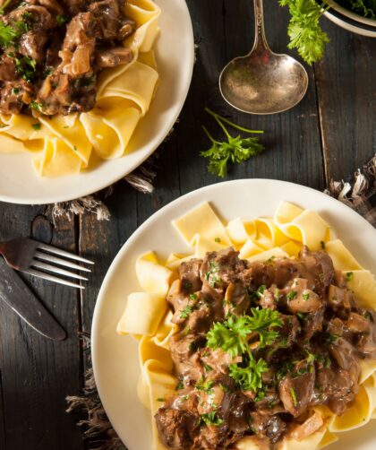 Bobby Flay Beef Stroganoff