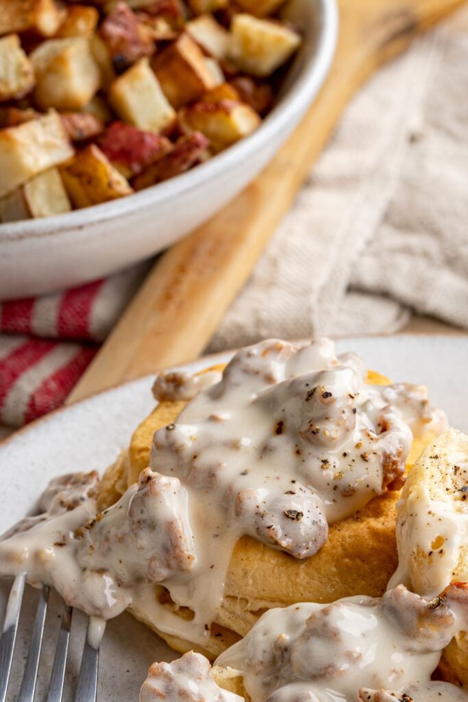 Bobby Flay Biscuits And Gravy