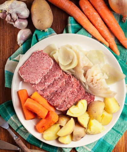 Bobby Flay Corned Beef And Cabbage